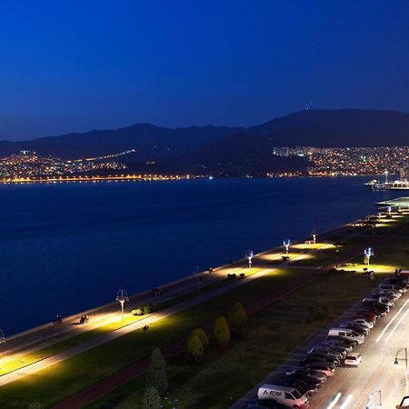 Izmir Palas Hotel Bagian luar foto