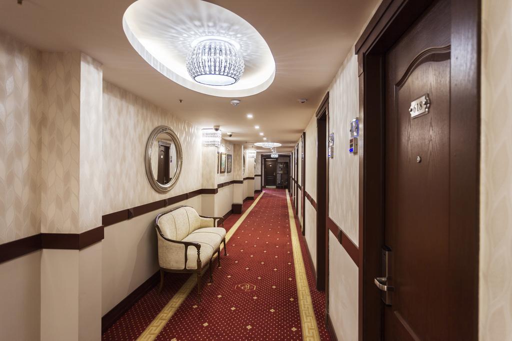 Izmir Palas Hotel Bagian luar foto