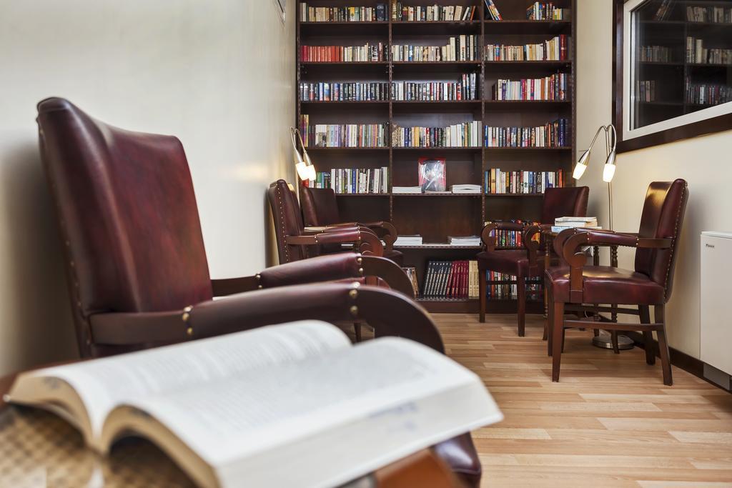 Izmir Palas Hotel Bagian luar foto