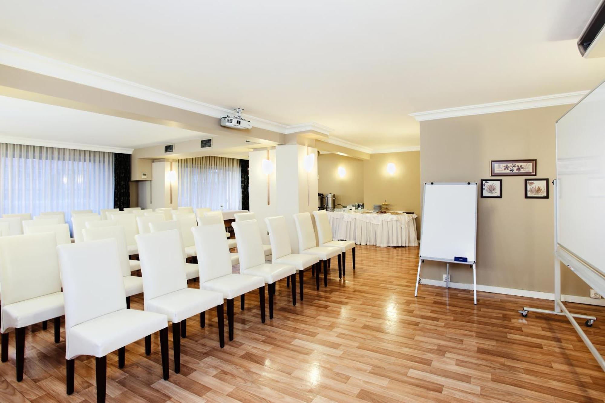 Izmir Palas Hotel Bagian luar foto