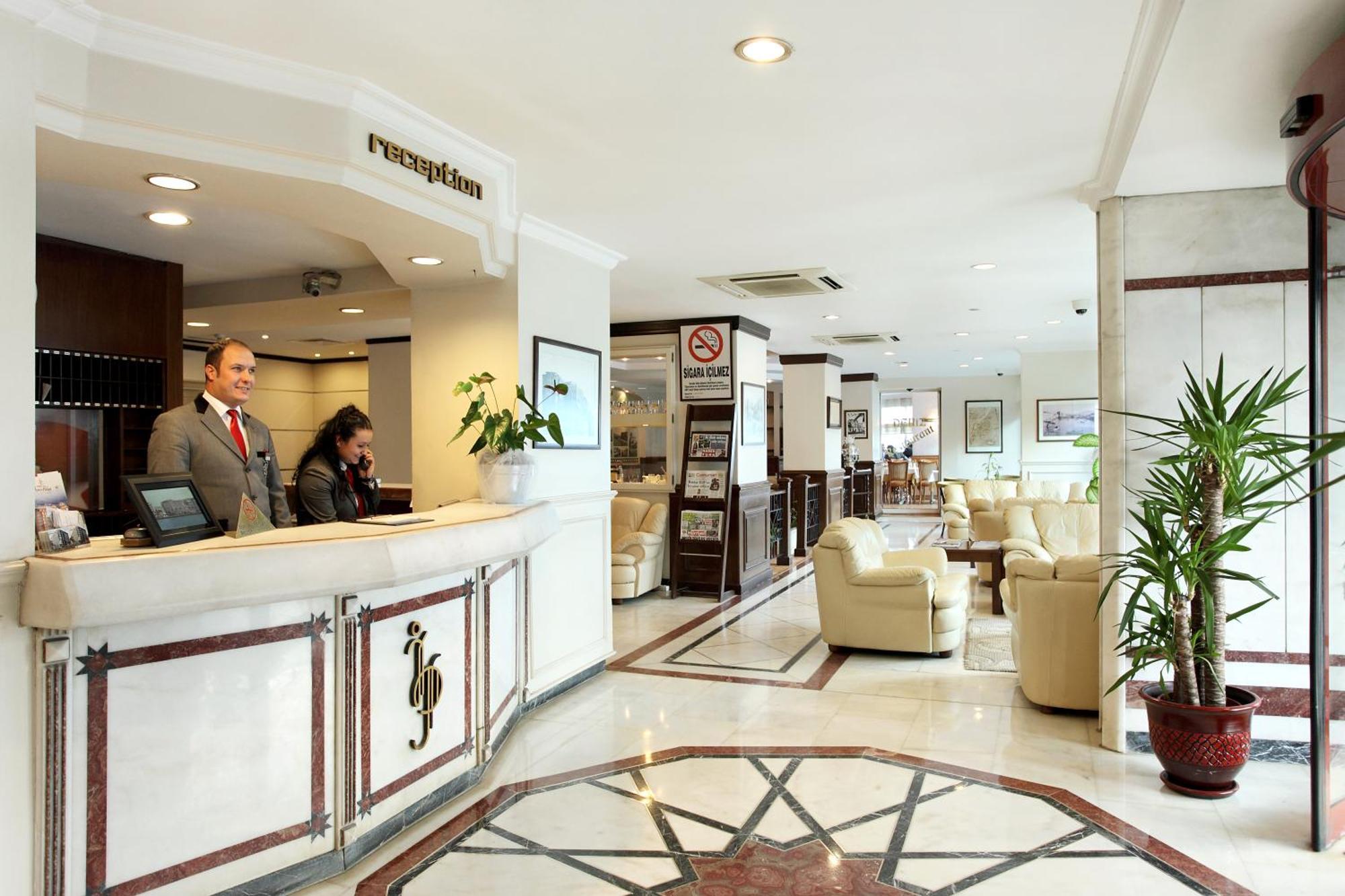 Izmir Palas Hotel Bagian luar foto