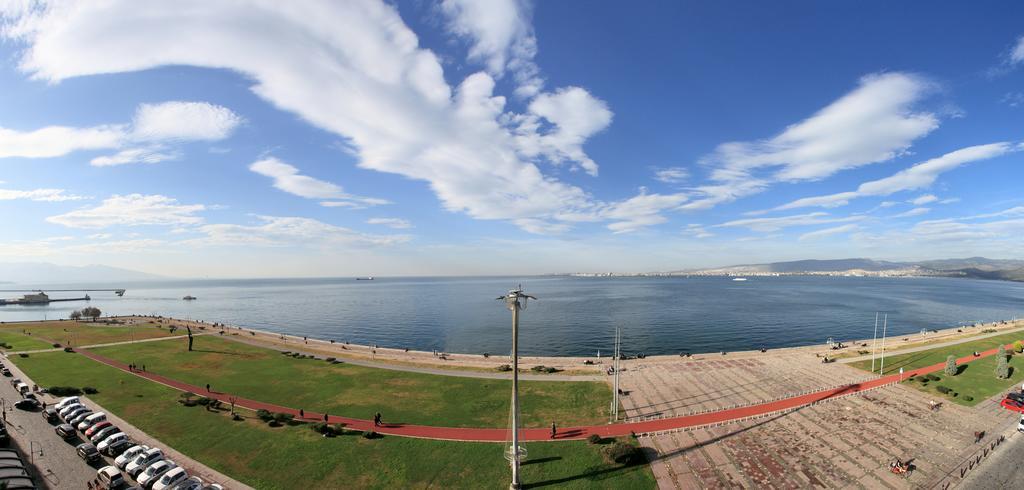 Izmir Palas Hotel Bagian luar foto